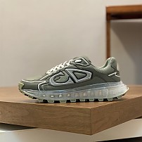 [디올(DIOR) 남성 스니커즈 - 스타일과 편안함이 어우러진 럭셔리 신발]