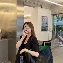 보테가베네타 BV   아르코 라지 토트백 680165