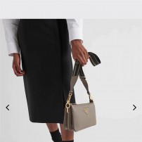 프라다 PRADA  여자 레더 숄더백  1BH194