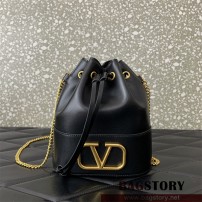 발렌티노 Valentino 브이로고 시그니쳐 나파 미니 버킷백