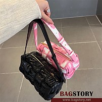 보테가베네타 BOTTEGA VENETA 브릭 카세트 플리세 호보백 736233
