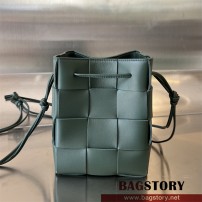 보테가베네타 카세트 인트레치아토 스몰 680218