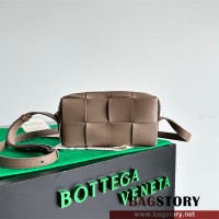 보테가베네타 BV 카세트 미니 크로스백 755031