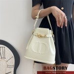 디올 DIOR 신상 C'est 씨에스트 미디엄 버킷백 복조리 24cm