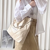 샤넬 CHANEL 22BAG 22백 미디움 42CM