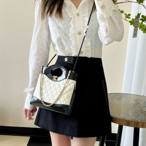 샤넬 CHANEL 31 토트백 미니쇼핑백 AS4133