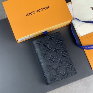 루이비통 Louis Vuitton 여권지갑 M63914