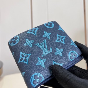 루이비통 Louis Vuitton 슬렌더 월릿 반지갑 M82323