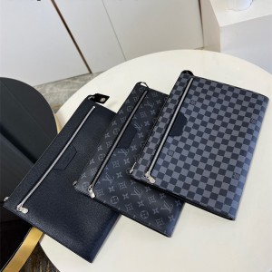 루이비통 LOUIS VUITTON 포쉐트24H 클러치백