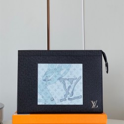 루이비통 Louis Vuitton 포쉐트 보야주 MM 모노그램 클러치백