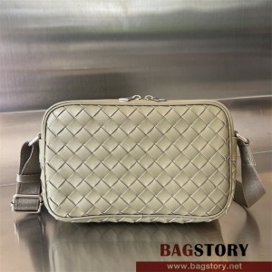 보테가베네타 BV 남성 인트레치아토 카메라백 710048