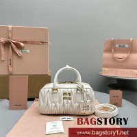 미우미우 MIUMIU 마테라쎄 핸드백 스몰