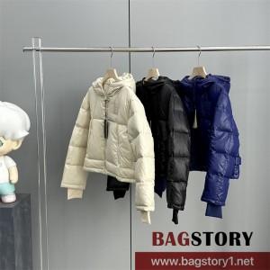 펜디 FENDI 신상 여성 패딩