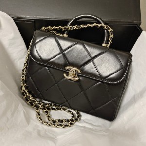 샤넬 CHANEL 신상 23K  빈티지 탑핸들 케이스백