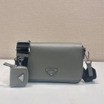 프라다 PRADA 남자 메신저 사피아노 테수토 가죽 숄더백 2VD059
