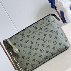 루이비통 Louis Vuitton 포쉐트 보야주 수플 파우치백 클러치백 M82543 M82800