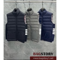 톰브라운 THOM BROWNE 패딩 조끼