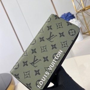 루이비통 Louis Vuitton 지퍼 장지갑 M82799