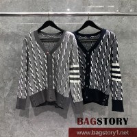 톰브라운 THOM BROWNE 가디건 남여공용