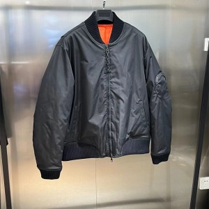 루이비통 Louis Vuitton 솜 패딩 남성용