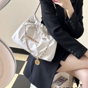 샤넬 CHANEL 22BAG 22백 45cm