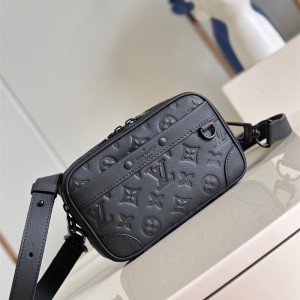 루이비통 Louis Vuitton 나노 알파 M82542