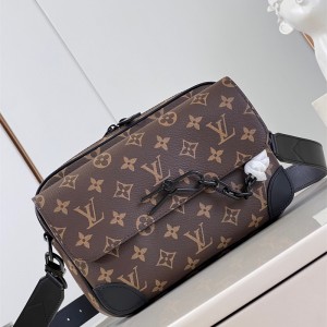 루이비통 Louis Vuitton 스티머 메신저 M46795
