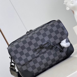 루이비통 Louis Vuitton 스티머 메신저 M46795