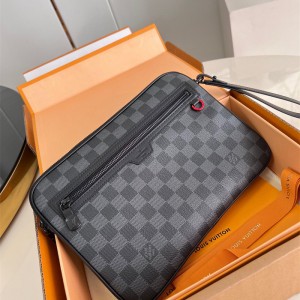 루이비통 Louis Vuitton  클러치백 M60324
