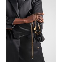 프라다 PRADA  페이턴트 가죽 미니 파우치 1NR016