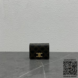 셀린느 CELINE 트리옹프 컴팩트 지갑 - 트리옹프 캔버스 탠 반지갑 101622