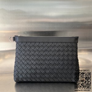 보테가베네타 BV  스몰 인트레치아토 지퍼 파우치 651852