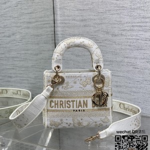 디올 DIOR 레이디백17CM