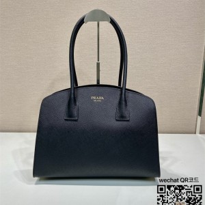 프라다 PRADA 신상 토트백 1BG520