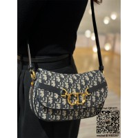 디올 DIOR 베사체 스몰백 24cm