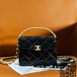 샤넬 CHANEL 신상 체인 플랩백 AS4472