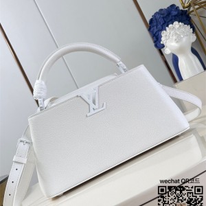 루이비통 Louis Vuitton 카퓌신 이스트 웨스트  미디움 33cm