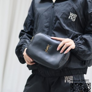 입생로랑 YSL 생로랑 램스킨 칼립소 파우치백