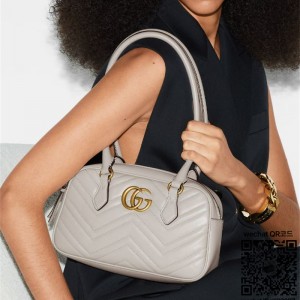 구찌 GUCCI GG 마몽 스몰 탑 핸들백 795199