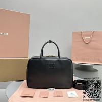 미우미우 MIUMIU 신상 볼링백