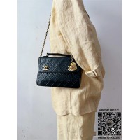 샤넬 CHANEL 램스킨 박스 핸들백 토트백 AS6025