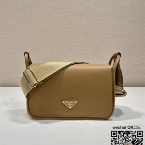 프라다 PRADA 신상 가죽 크로스백 숄더백 1BD372