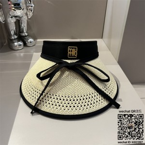 미우미우 MIUMIU 모자