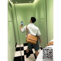 프라다 PRADA 신상 가죽 숄더백 2VD068
