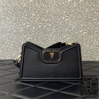발렌티노 Valentino 브이로고 시그니쳐 크로스백