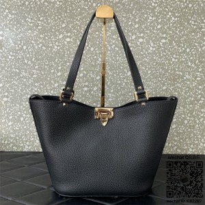 발렌티노 Valentino  락스터드 우븐 라피아 쇼퍼백