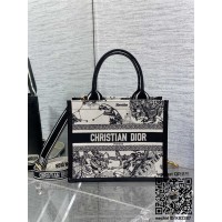 디올 DIOR 북토트백26.5CM