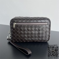 보테가베네타 BV 인트레치아토 손목 스트랩 파우치 777390