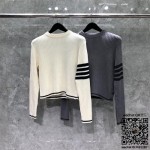 톰브라운 THOM BROWNE 스웨터