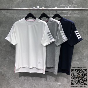 톰브라운 THOM BROWNE 반팔티 남성용